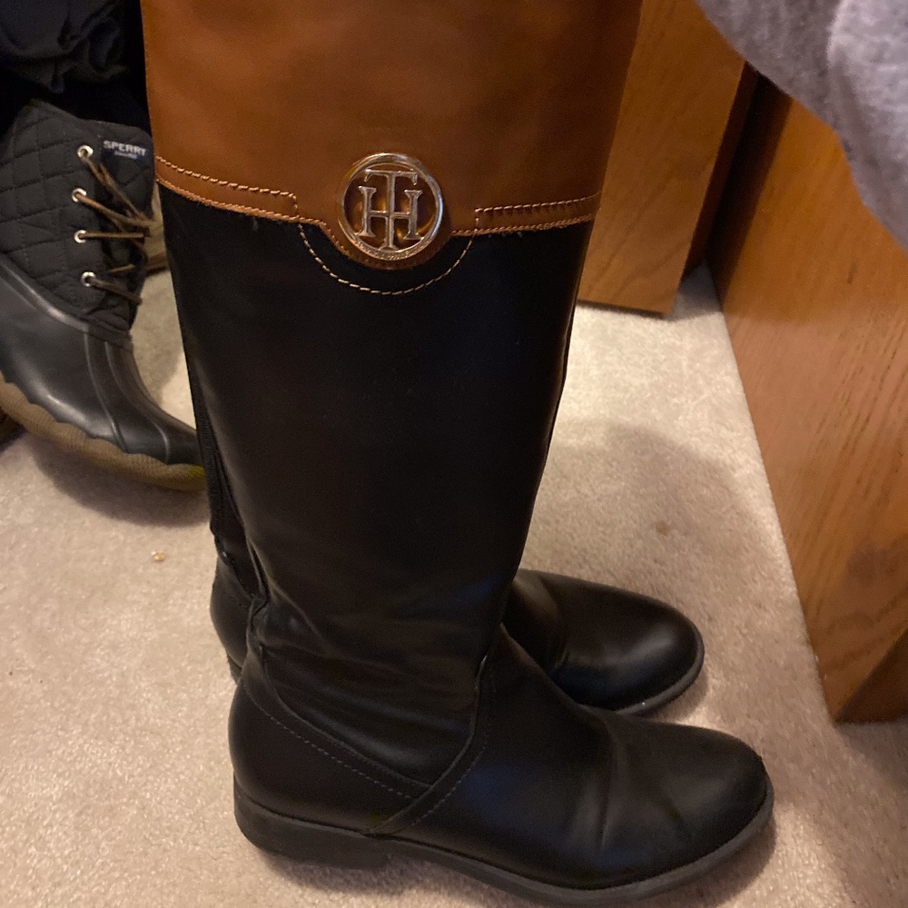Tommy Hilfiger boots